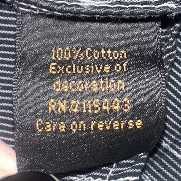 Helix Men’s Medium Short-Sleeve Button-Up Shirt Bundle (2) – Pinstripe & Plaid - Picture 15 of 15